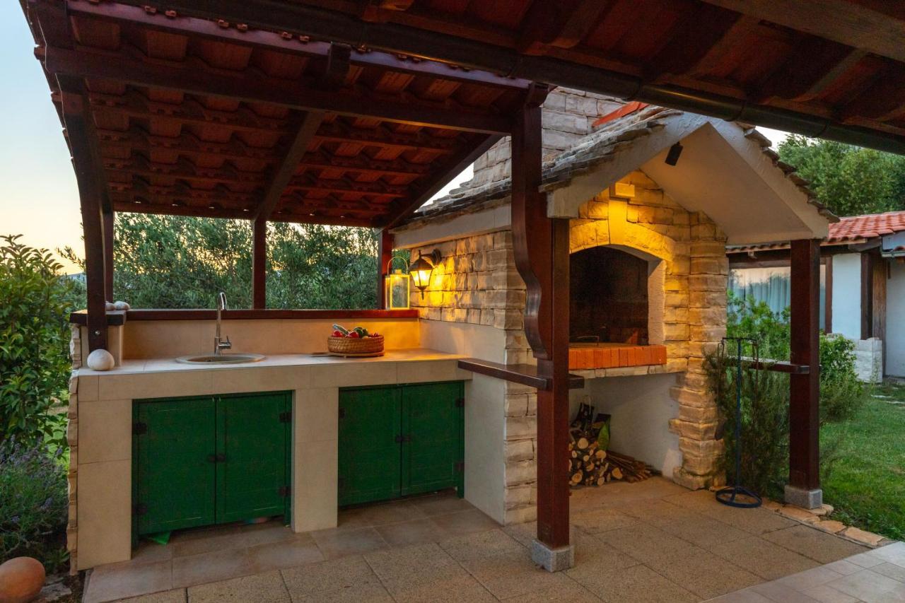 Villa Oliva Kaštela Extérieur photo